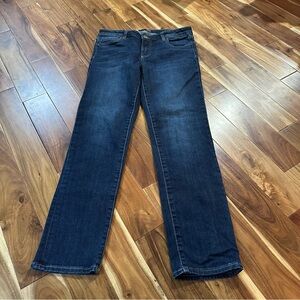 Kut from the Kloth Catherine Mid Rise Boyfriend. Size 6